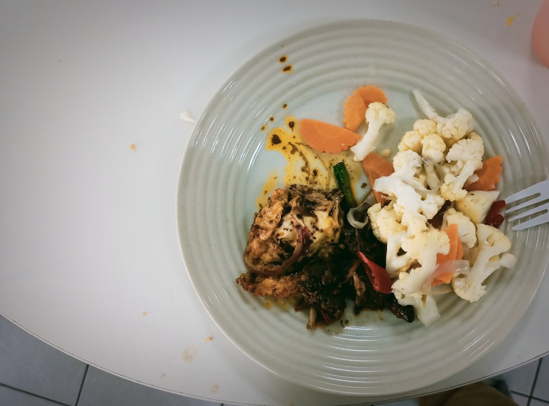 Slow cooker lean stew with root vegetables